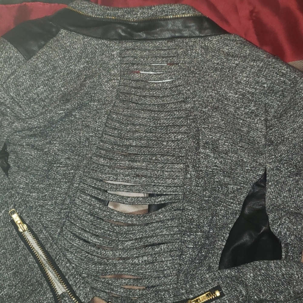 JACKET - Picture 2 of 4